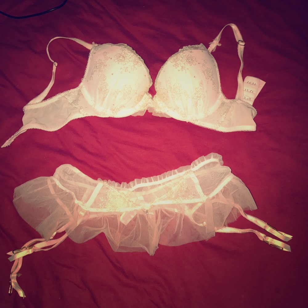 VICTORIA'S SECRET PINK&GOLD XMAS COLLECTION SET